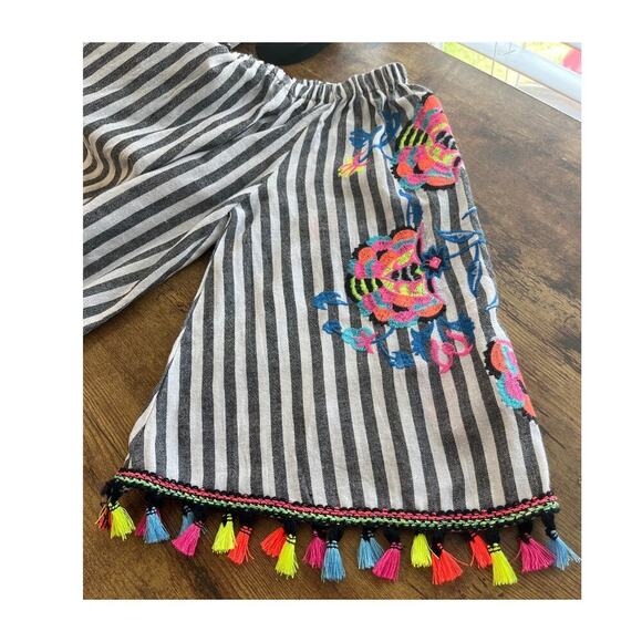 See And Be Seen Womens M Black/White Striped Colorful Embroidery/ Boat Neck - Picture 6 of 8